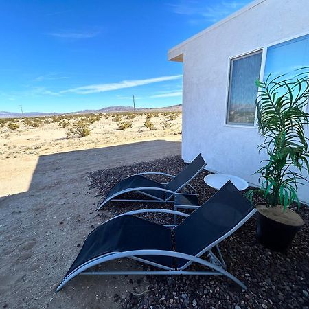 Serene Modern Home Backdoor With Great Wifi, Games, Movies, Patio Seating And Bbq Easy Access To North Joshua Tree National Park In 10 Minutes Twentynine Palms Exterior photo