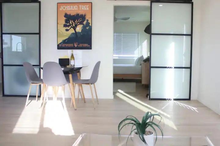 Serene Modern Home Backdoor With Great Wifi, Games, Movies, Patio Seating And Bbq Easy Access To North Joshua Tree National Park In 10 Minutes Twentynine Palms Exterior photo
